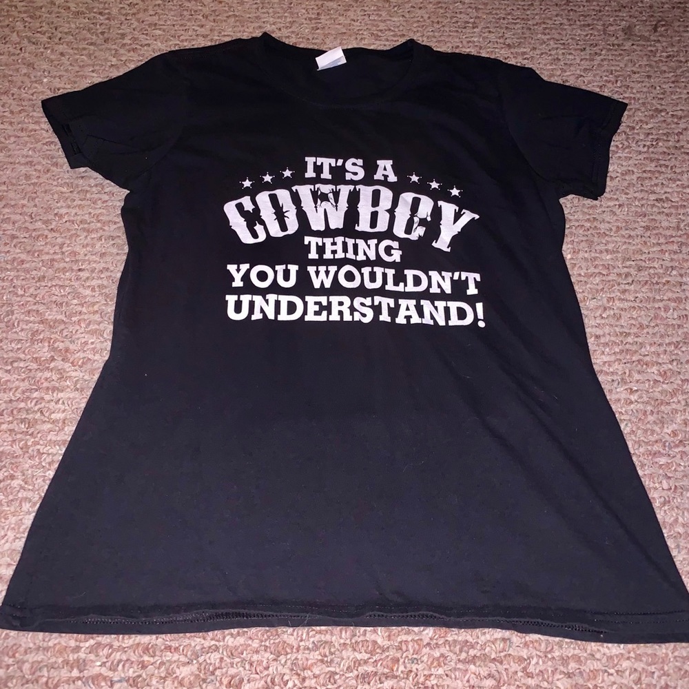3 women’s medium cowboys tshirts